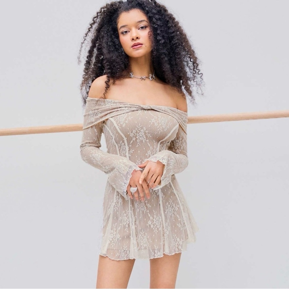 Elegant Lace Off-Shoulder Dress
